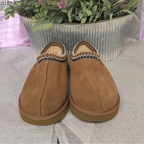 REPOSH: I got these from another seller and they do not fit me. - Picture 2 of 6